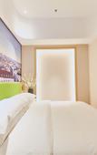 Туры в отель Vienna 3 Best Hotel (Shenzhen Qianhai Bao'an Center Happy Harbor Ferris Wheel)