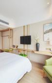 Туры в отель Vienna 3 Best Hotel (Shenzhen Qianhai Bao'an Center Happy Harbor Ferris Wheel)