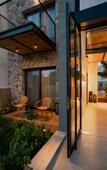 Туры в отель Capital Luxury Suites