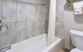 Туры в отель Travelodge by Wyndham Kingsland GA