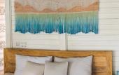 Туры в отель Mambo Beach Resort