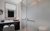 Туры в отель Radisson Red Yangzhou Slender West Lake
