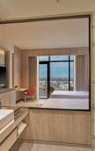 Туры в отель Hilton Gurugram Baani City Centre