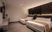 Туры в отель De Quinton Hotel