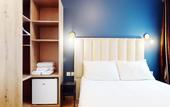 Туры в отель Hotel de Menilmontant