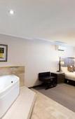 Туры в отель Eltham Gateway Hotel
