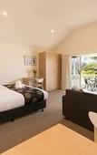 Туры в отель Boathouse Resort Studios & Suites