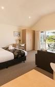 Туры в отель Boathouse Resort Studios & Suites