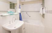 Туры в отель Broadwater Resort WA Tourism Award 2025 Gold Winner