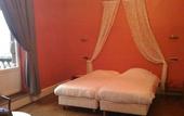 Туры в отель Domaine du Chateau de la Neuville