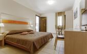 Туры в отель Lagomandra Beach Hotel & Suites