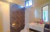 Туры в отель The Hive Hotel