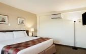 Туры в отель Days Inn by Wyndham Montreal East
