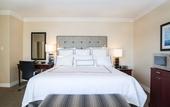 Туры в отель Granville Island Hotel