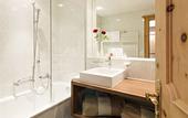 Туры в отель Relais & Chateaux Chasa Montana