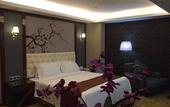 Туры в отель TRUE GO S Hotel (Shenzhen Convention & Exhibition Center Lianhe Plaza)