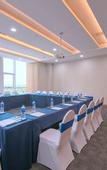Туры в отель Holiday Inn Express Luoyang Yichuan