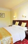 Туры в отель Emeishan Grand Hotel (Emeishan Scenic Area Baoguo Temple)