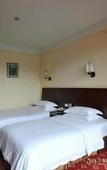 Туры в отель Emeishan Grand Hotel (Emeishan Scenic Area Baoguo Temple)