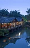 Туры в отель Emeishan Grand Hotel (Emeishan Scenic Area Baoguo Temple)