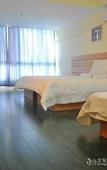 Туры в отель Yitel Collection Hotel (Qingdao Shandong Road Central Business District Wanda Plaza)