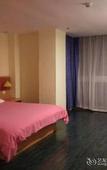 Туры в отель Yitel Collection Hotel (Qingdao Shandong Road Central Business District Wanda Plaza)