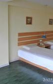 Туры в отель Yitel Collection Hotel (Qingdao Shandong Road Central Business District Wanda Plaza)