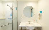 Туры в отель Junbai Hotel (Jinan Hexie Qilu Children's Hospital)