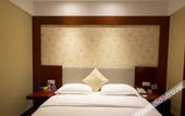 Туры в отель Yiju Hotel (Chongqing Huaxi Culture and Sports Center Dajiang Light Rail Station)