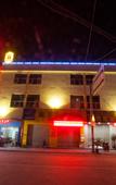Туры в отель Super 8 Hotel (Quanzhou Nan'an Hongse Laifulong Shopping Plaza)
