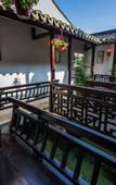 Туры в отель The Fallen Flower Old House - Luxurious Garden Suites in Jiangnan Courtyard Style
