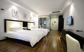 Туры в отель Xuzhou Huayi Mingren Business Hotel (Golden Eagle People's Square)