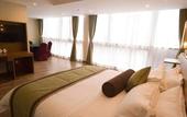 Туры в отель Rezen Hotel (Ranjiaba Flower Garden Light Rail Line 6 Station)