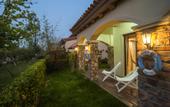 Туры в отель Yinju Yangma Island homestay