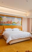 Туры в отель Vienna Hotel (Huizhou Zhongkai High-speed Railway Station Green Fairy Tale Branch)