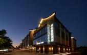 Туры в отель Wuzhen Maison New Century Grand Hotel