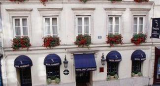 Les Trois Poussins 3*