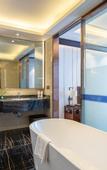 Туры в отель Yi Jiangnan Hotel