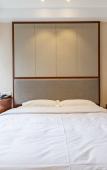 Туры в отель Longemont Hotel