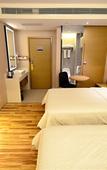 Туры в отель City Comfort Inn Hotel (Wuhan Huashida Huaqian Subway Station)
