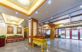 Туры в отель Minyoun Rezen Retreat Yading Daocheng