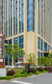 Туры в отель Weifeng GC Hotel (Zhuji Xiongfeng Yongli Commercial Plaza)