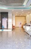 Туры в отель Four Seasons Hotel (Gongming Square Metro Station Daqili Branch)