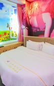 Туры в отель Four Seasons Hotel (Gongming Square Metro Station Daqili Branch)