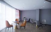 Туры в отель Borrman Hotel (Xiangyang Gucheng National Wetland Park)