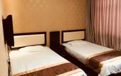 Туры в отель Yijia Business Hotel (Xinyang Open University)