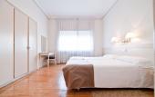 Туры в отель Apartamentos Los Jeronimos