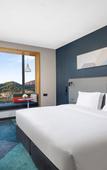 Туры в отель Holiday Inn Express CHENGDE PARK VIEW by IHG