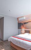Туры в отель Yiyi Chain Hotel (Jinan Zhangqiu North Railway Station)