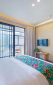 Туры в отель Floral Hotel ·Baimaya Fengxiang Yard hotel